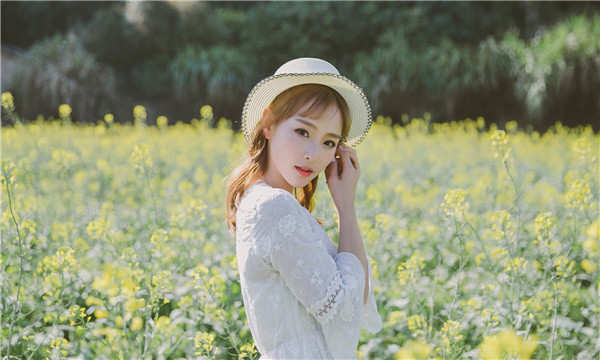 巧家标题：想找个女人帮忙生孩子的有效解决方案，助您圆梦家庭